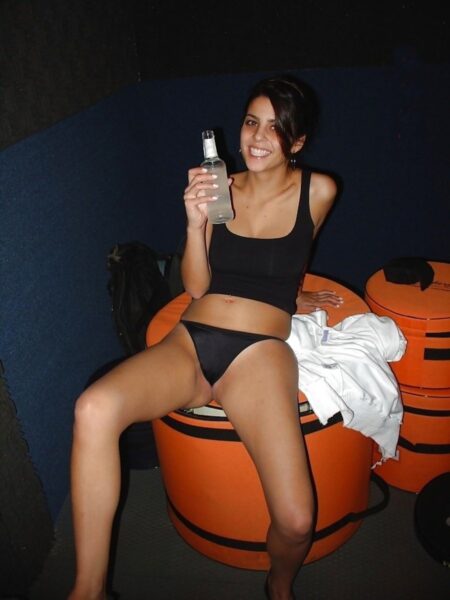 Annonces gratuites rencontre salope - Plan cul en direct !